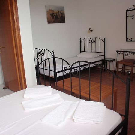 Petrouda'S Apartments Samothráki Extérieur photo