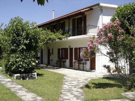 Petrouda'S Apartments Samothráki Extérieur photo